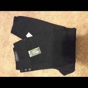 NWT refuge black denim straight
